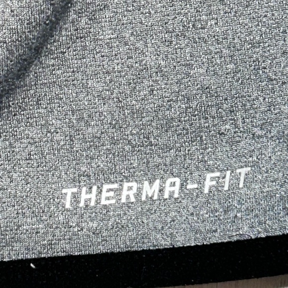 🎉HP🎉Nike Women’s Thermal Fit Long Sleeve Hoodie Gray And White Turtleneck-Medium - Picture 9 of 14